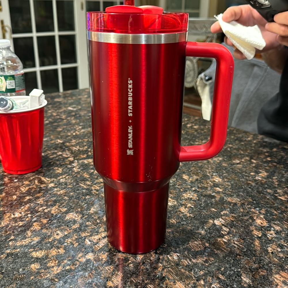 stanley x starbucks red tumbler